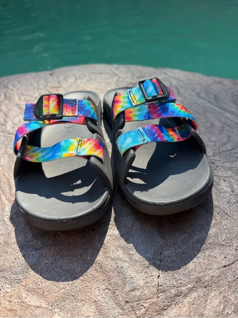 Chaco Chillos Rainbow Tie-Dye Slide Sandals Size K6 or Women 7
